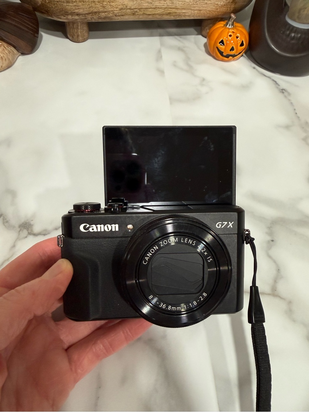 Canon G7X Mark II